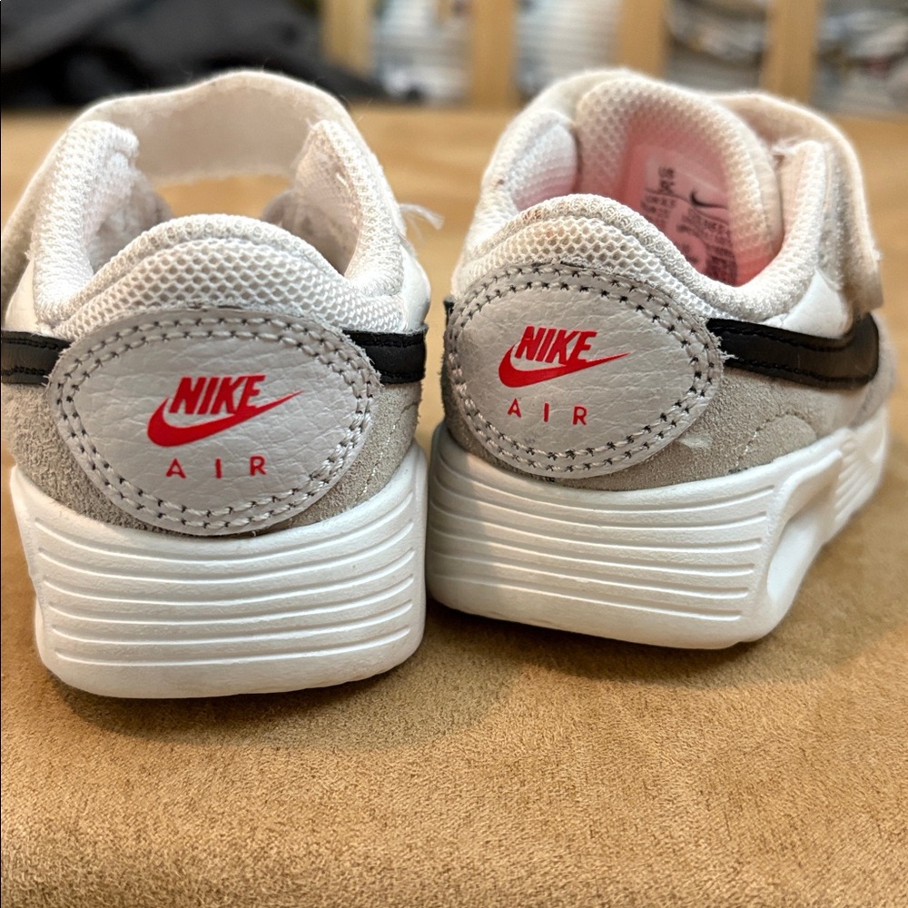Euc NIKE AIR MAX SC size 5c - Picture 5 of 9